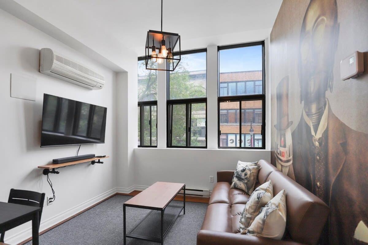 Appartement M11 The Star Wars 3br Downtown Montréal